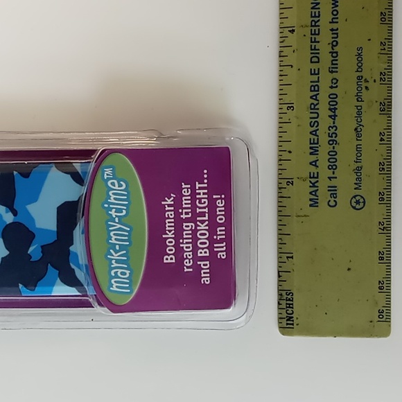 Digital Bookmark with Light - Picture 5 of 6